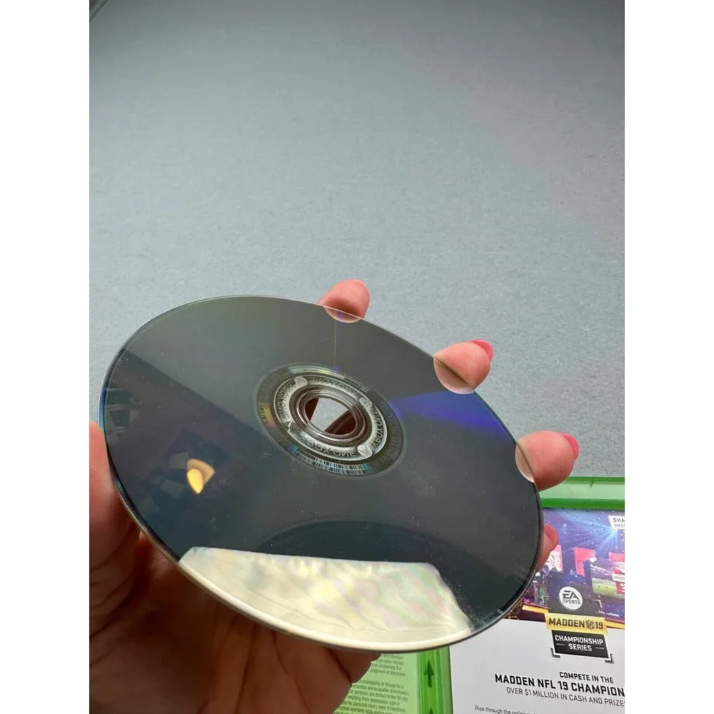Madden NFL 19 - Xbox One-Disc and Case Clean‎